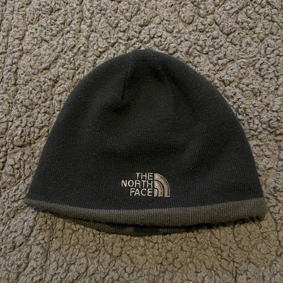 The North Face Other - The North Face reversible beanie